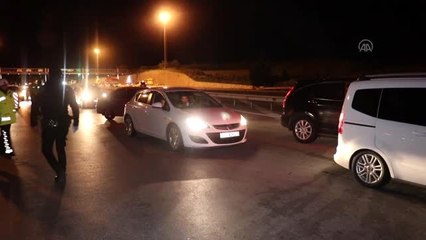 Adana'ya araç giriş çıkışları durduruldu