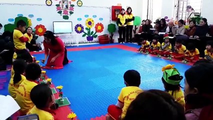 So sánh chiều cao của 2 đối tượng - Chủ đề Tết và mùa xuân