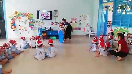 Nhận biết hình tròn hình tam giác. 3 tuổi