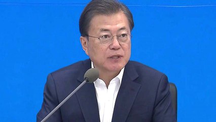 문 대통령 "고 허영구 원장 평온한 안식 기원...헌신하는 의료진에 경의" / YTN