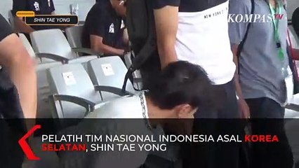 Shin Tae Yong Sumbang APD Senilai Ratusan Juta Rupiah