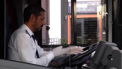 Yasaktan habersiz 25 bin kişiye otobüslerde maske dağıtıldı