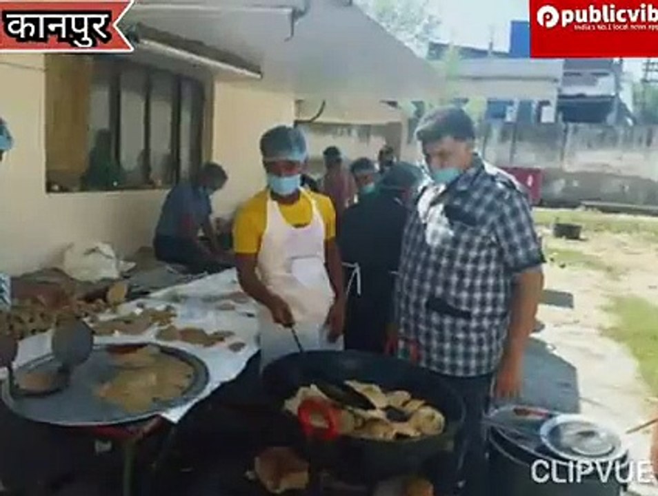 कानपुर: लॉकडाउन के बीच गरीबों के लिए सेवक रसोई कर रही हैं भोजन की व्यवस्था