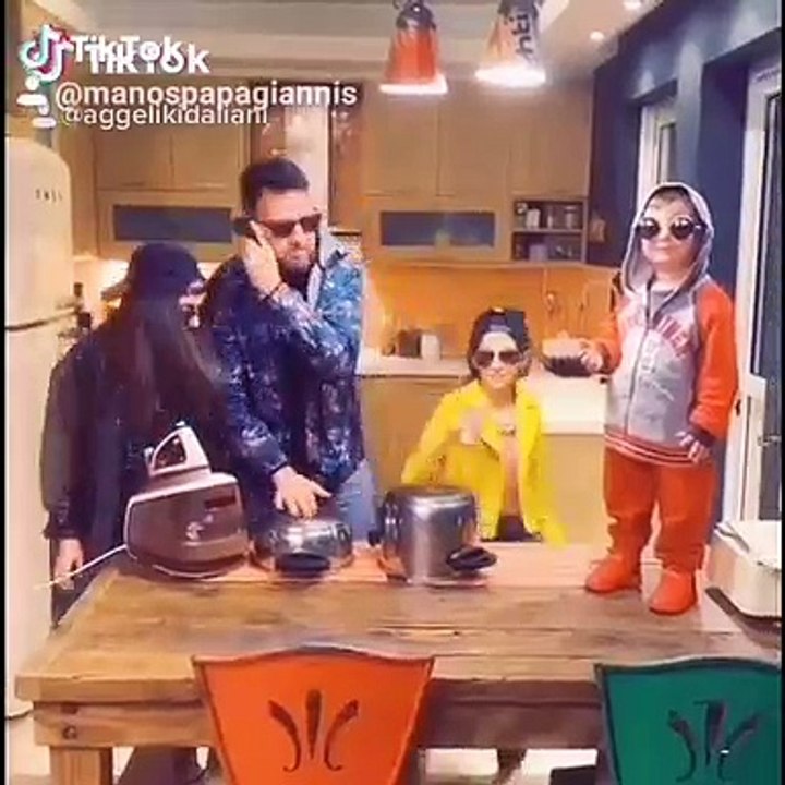 Παπαγιάννης - Δαλιάνη: Θα κλάψετε από τα γέλια...