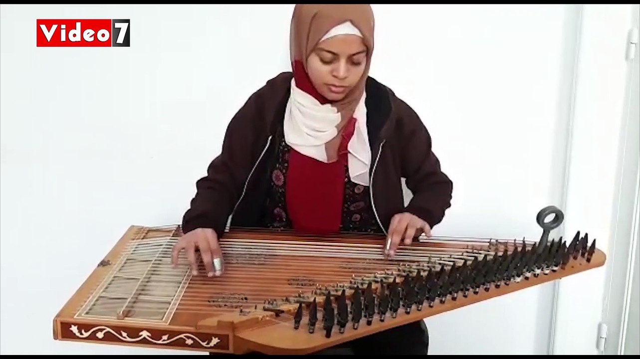 أصغر عازفة قانون بالشرقية تتألق بأغانى أم كلثوم والعندليب