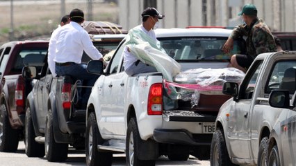 COVID-19: Ecuador struggles to bury the dead as bodies pile up