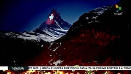 El Matterhorn se ilumina con mensajes de esperanza para la humanidad