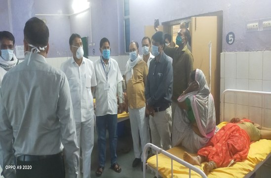 खनन एवं गोपालन मंत्री व विधायक का दौरा , छबड़ा चिकित्सालय को मिलेगी सोनोग्राफी मशीन