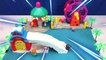 Kids Toy Videos US - Peppa Pig Juguetes en español y sus Amigos Construyen Parque de Diversiones Infantiles para Niños