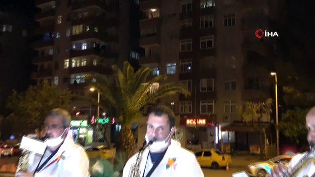 Adana'da bandolu 'Portakal Çiçeği Karnavalı' çoşkusu