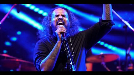 Close your eyes and just lesson this magical sound.