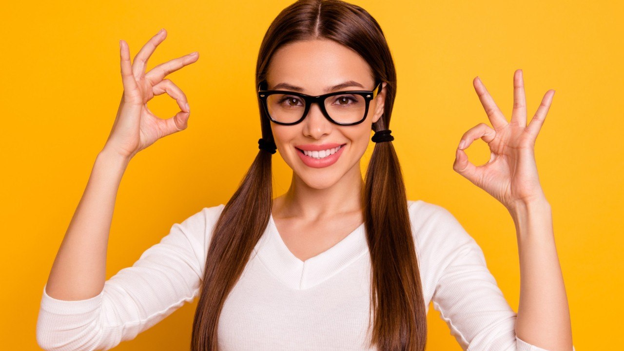 How To Use A Curling Iron To Make It Look Like...