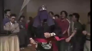 [UWF/FULL] Yoshihiro Asai VS Bestia Salvaje - 6/7/91