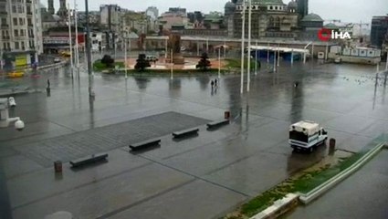 İstanbul'un tarihi meydanları boş kaldı