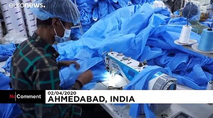 En Inde, blouses et masques sont fabriqués pour le personnel soignant