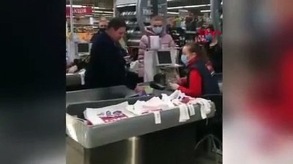 Tartıştığı kasiyerin yüzüne madeni para fırlatan şahıs hakkında soruşturma başlatıldı