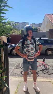 Jean-Baptiste Dubié livre des pizza à Ducuing