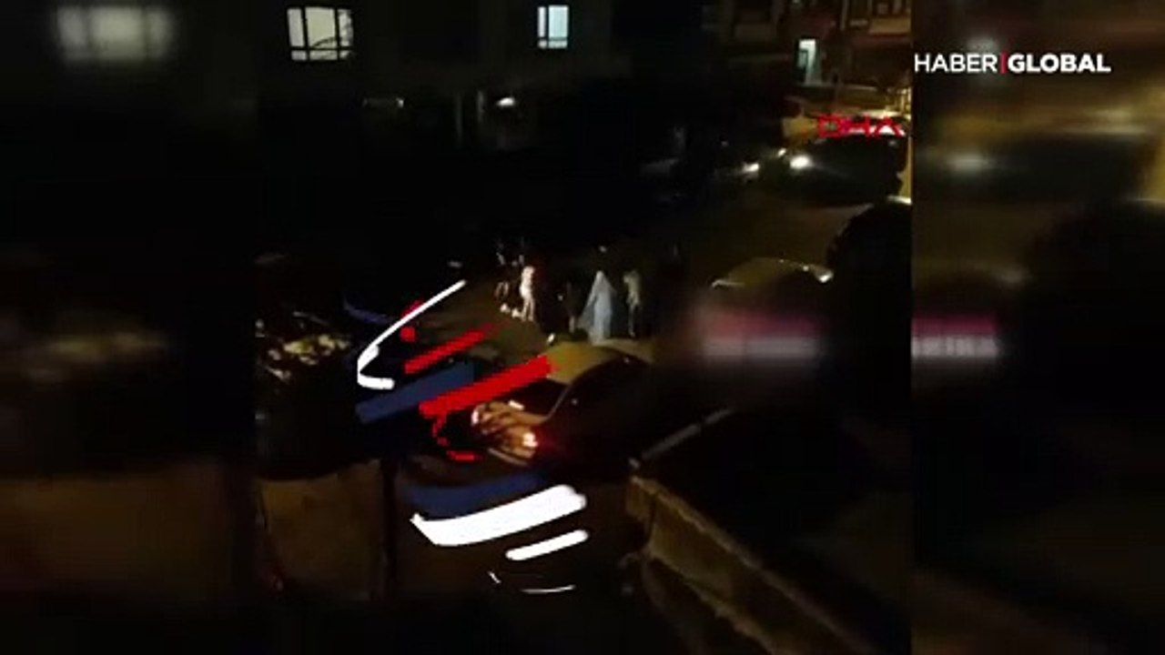 Ankara'da 'bu kadar da olmaz' dedirten görüntü! Uyarı dinlemediler, yol ortasında halay çektiler