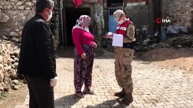 Jandarma ev ev gezdi, köylüler ekiplere teşekkür etti