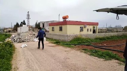 Karantinadaki mahallenin ihtiyacını "Vefa Sosyal Destek Grubu" karşılıyor