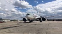Coronavirus: Llegada del avión cargado de material sanitario al aeropuerto de Barajas
