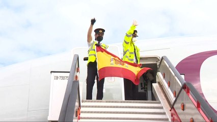 Aterriza el segundo avión con material sanitario