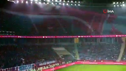 Bakan Kasapoğlu’ndan Trabzonspor paylaşımlı 'Evde kal' mesajı