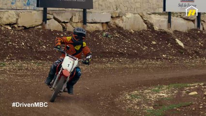 قيادة موتوكروس والقفز به حتى ارتفاع معين.. كيف كانت النتيجة؟