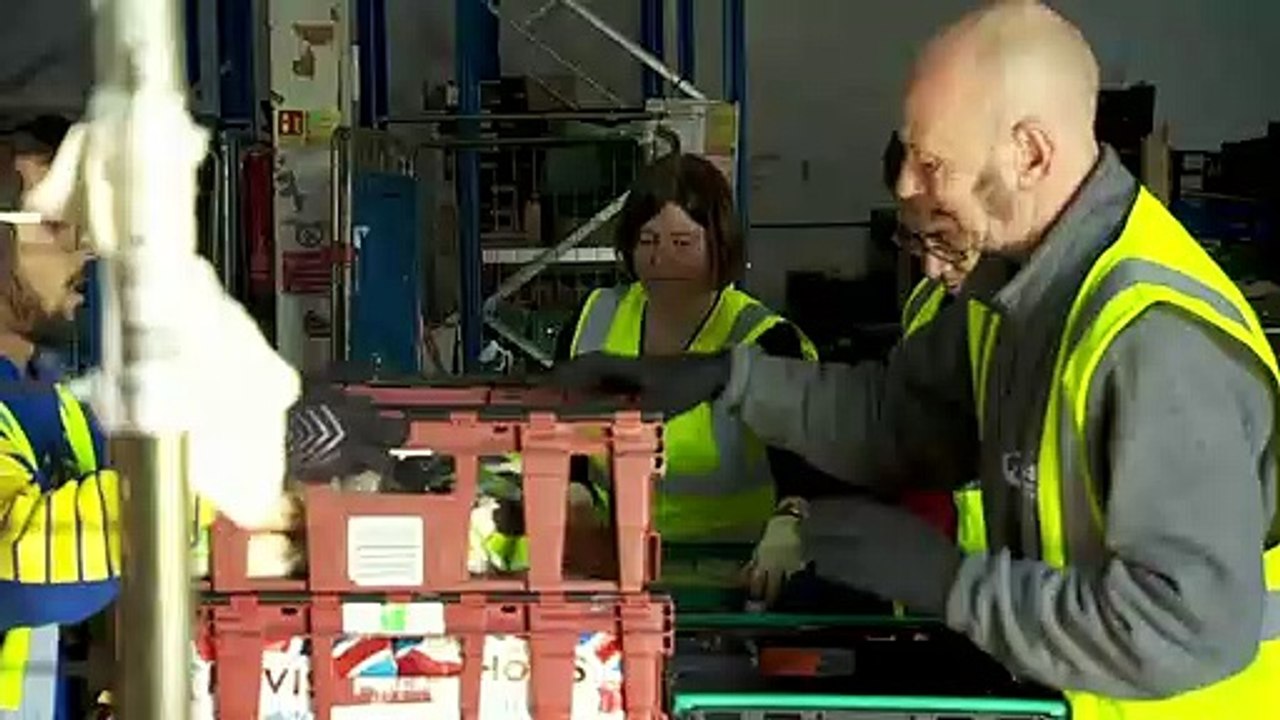 Queen addresses nation on coronavirus crisis