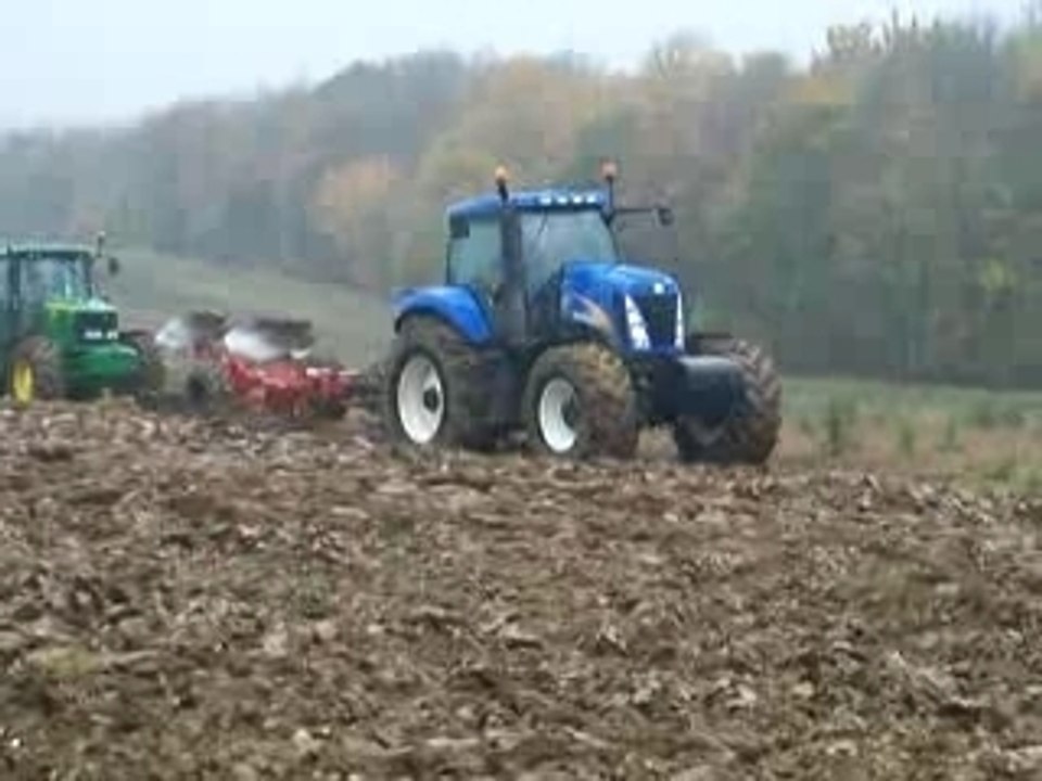 NEW HOLLAND T8030+9 FERS KUHN