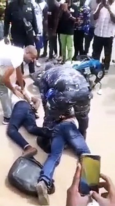 Des braqueurs à moto arrêtés à Marcory, Abidjan