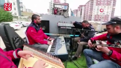 Evden çıkamayanlara seyyar konser