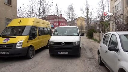 70 yaşındaki Şükrü amcadan "Sosyal Vefa'ya, Şiirli "Vefa"