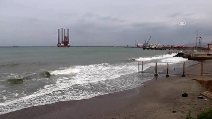 Marmara Denizi'nde poyraz etkisini sürdürüyor