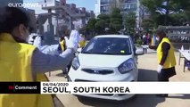 شاهد: كنيسة في كوريا الجنوبية تتيح لأتباعها حضور القداس و الصلاة من السيارات