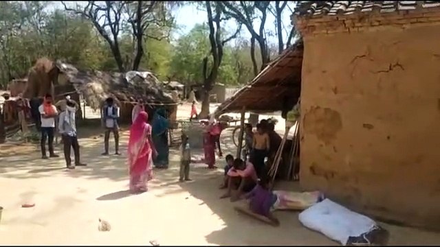 अमेठी: पारिवारिक कलह में महिला ने लगाई फांसी