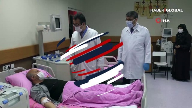 Koronavirüse karşı Çin'den sonra dünyada ilk plazma tedavisi Malatya'da başladı