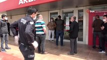 Antalya'da yaşlı adama polis yardımı