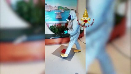 Castel d'Azzano (VR) - Vigili del Fuoco sanificano casa di riposo (06.04.20)