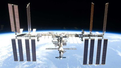 Want to Leave This Planet? NASA Is Offering Some Seriously Cool Virtual Space Tours Right Now