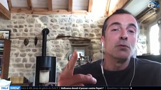 Talk Show du 06/04, partie 3 : Valbuena devait-il passer contre Payet ?