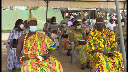 Coronavirus :  Sud-Comoé, un don de matériel du Premier Ministre aux populations