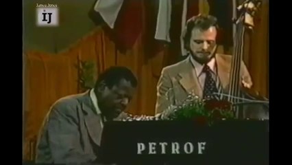 OSCAR PETERSON & NHØ PEDERSEN – Mack The Knife  (Prag 1974, HD)