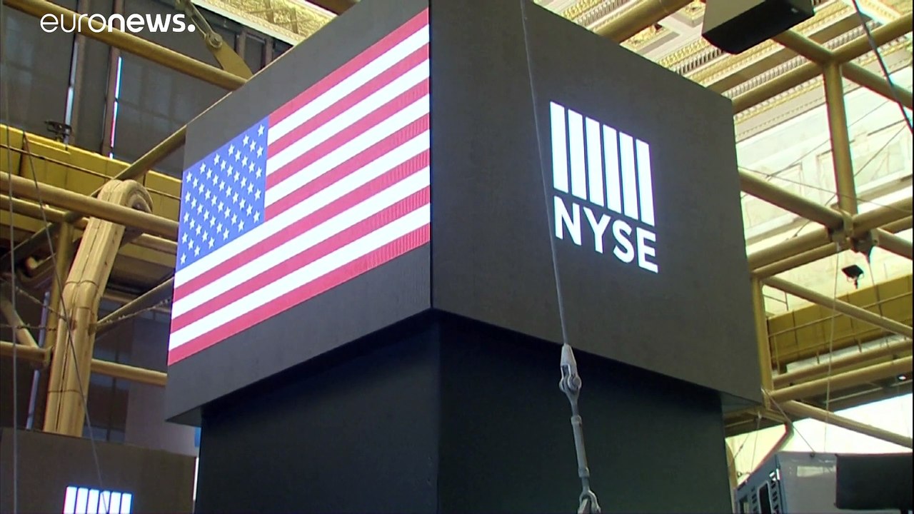 Dow Jones gewinnt mehr als 7 % - Dax klettert über 10.000 Punkte