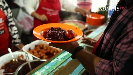 Warung Nasi Kuning Ini Legenda di Banjarmasin