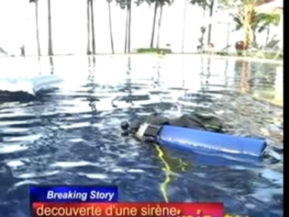 paris hilton sous l'eau