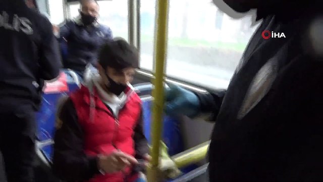 Sokağa Çıkma Yasağını İhlal Eden Gence, Polis 250 TL Ceza Kesti