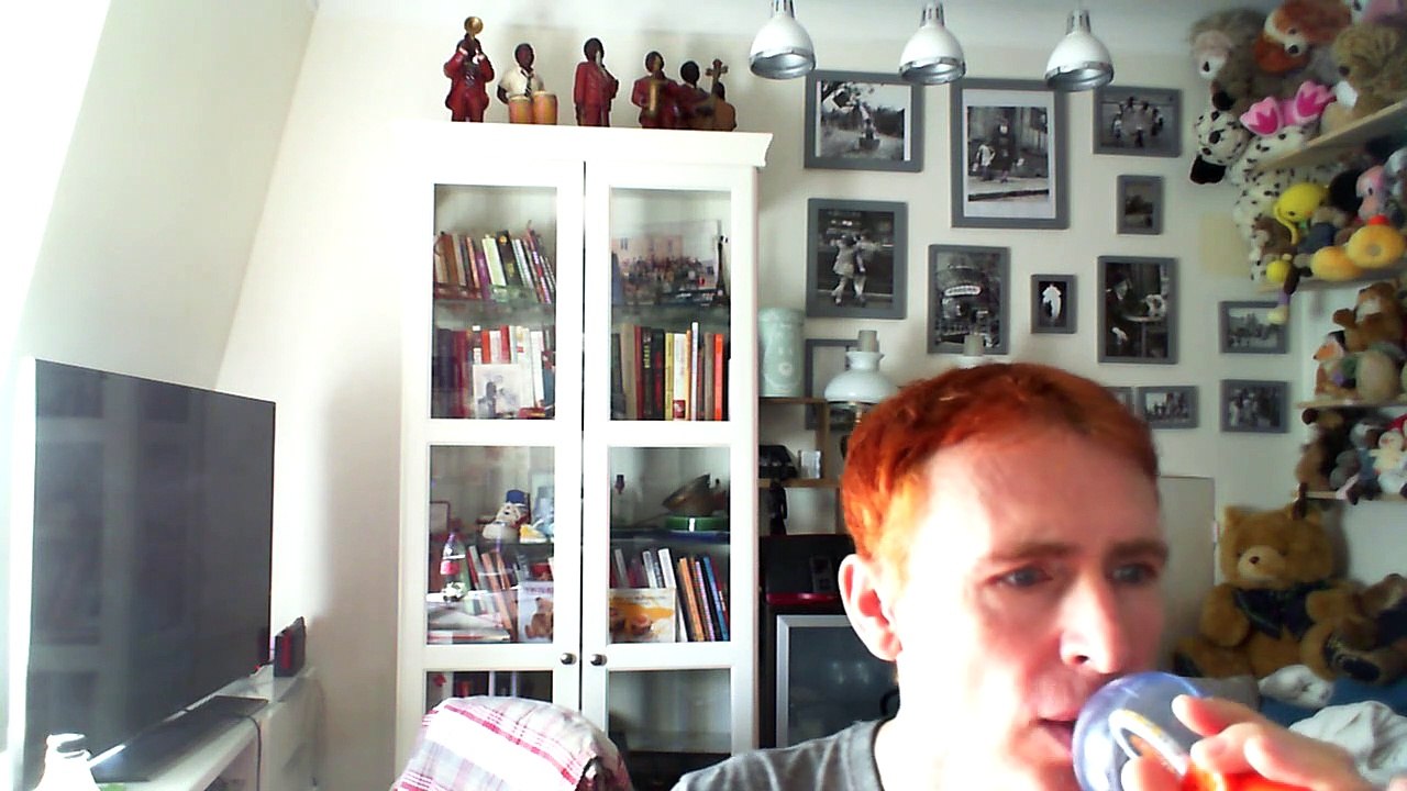 Wiwi égratigne "je pense à toi"