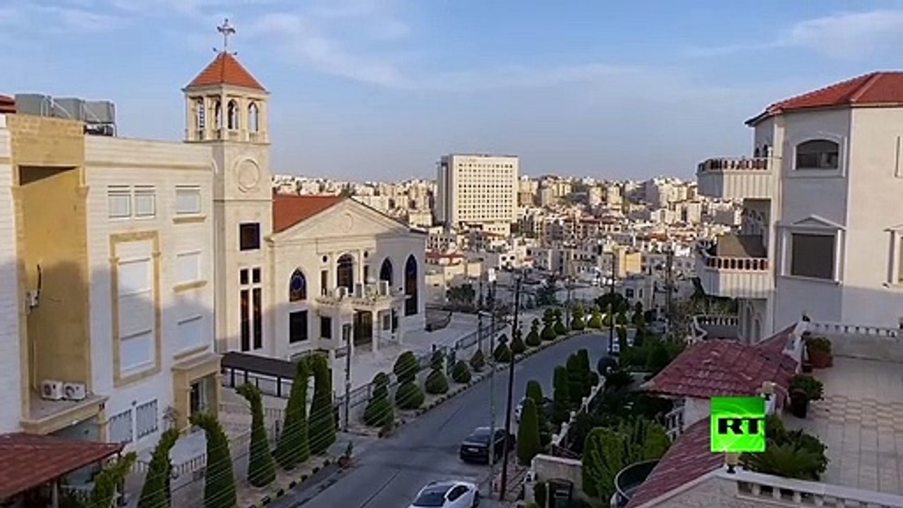 ملك الأردن عبدالله اللثاني يتفقد مستودع المعدات الطبية التابع لمديرية الخدمات الطبية الملكية