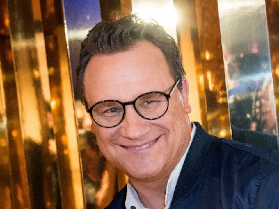 Diy-atemmaske: guido maria kretschmer zeigt wie's geht